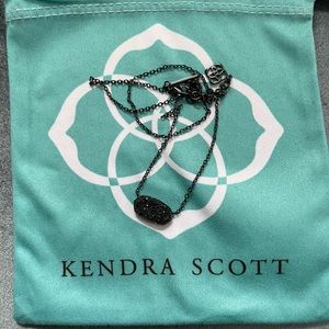 Kendra Scott Elisa necklace